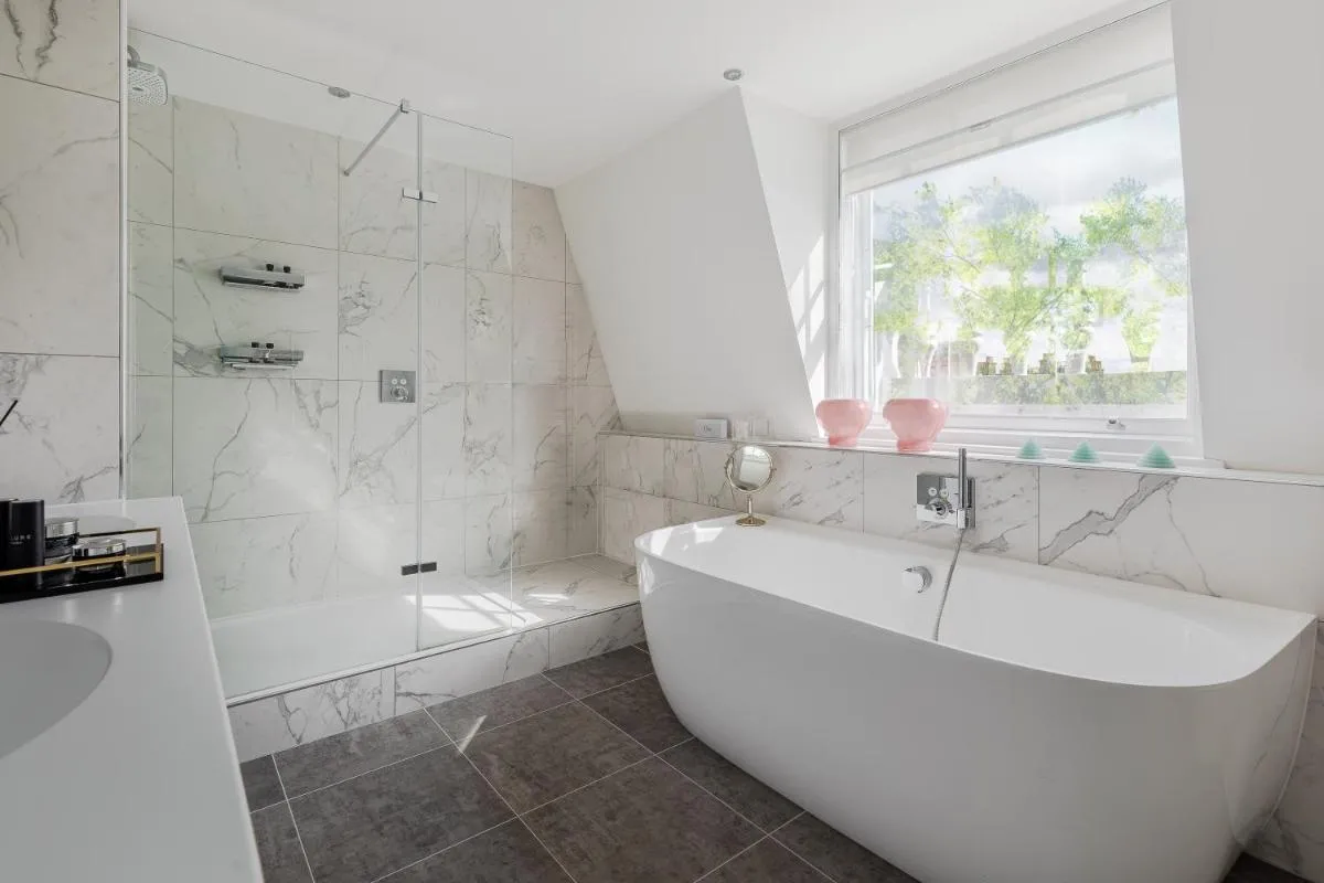 Image 6 of 1st Class Covent Garden Residences for 1st Class Guests