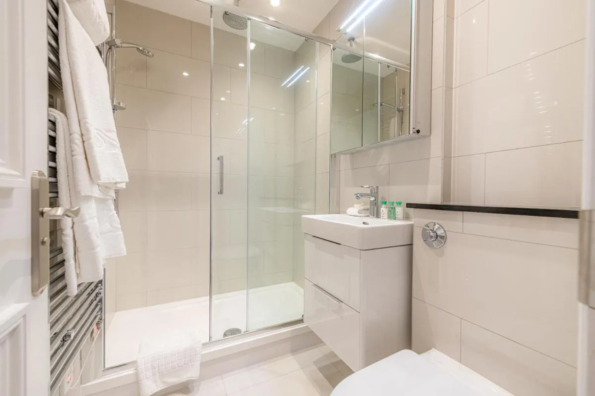 Image 3 of 20 Hertford Street – Mayfair Apartments
