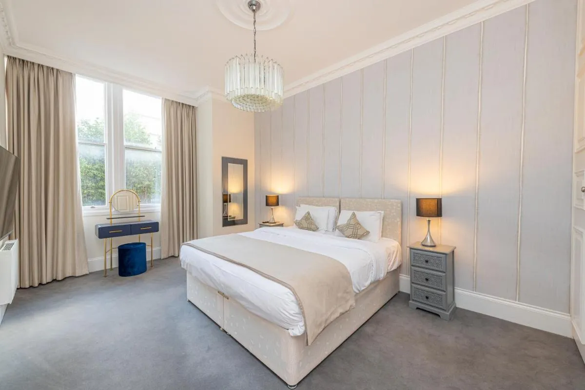 Image 1 of 20 Hertford Street – Mayfair Apartments
