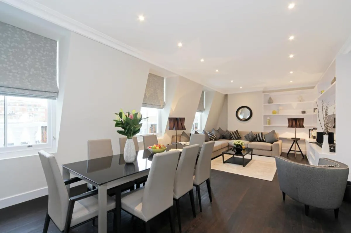 Image 2 of 20 Hertford Street – Mayfair Apartments