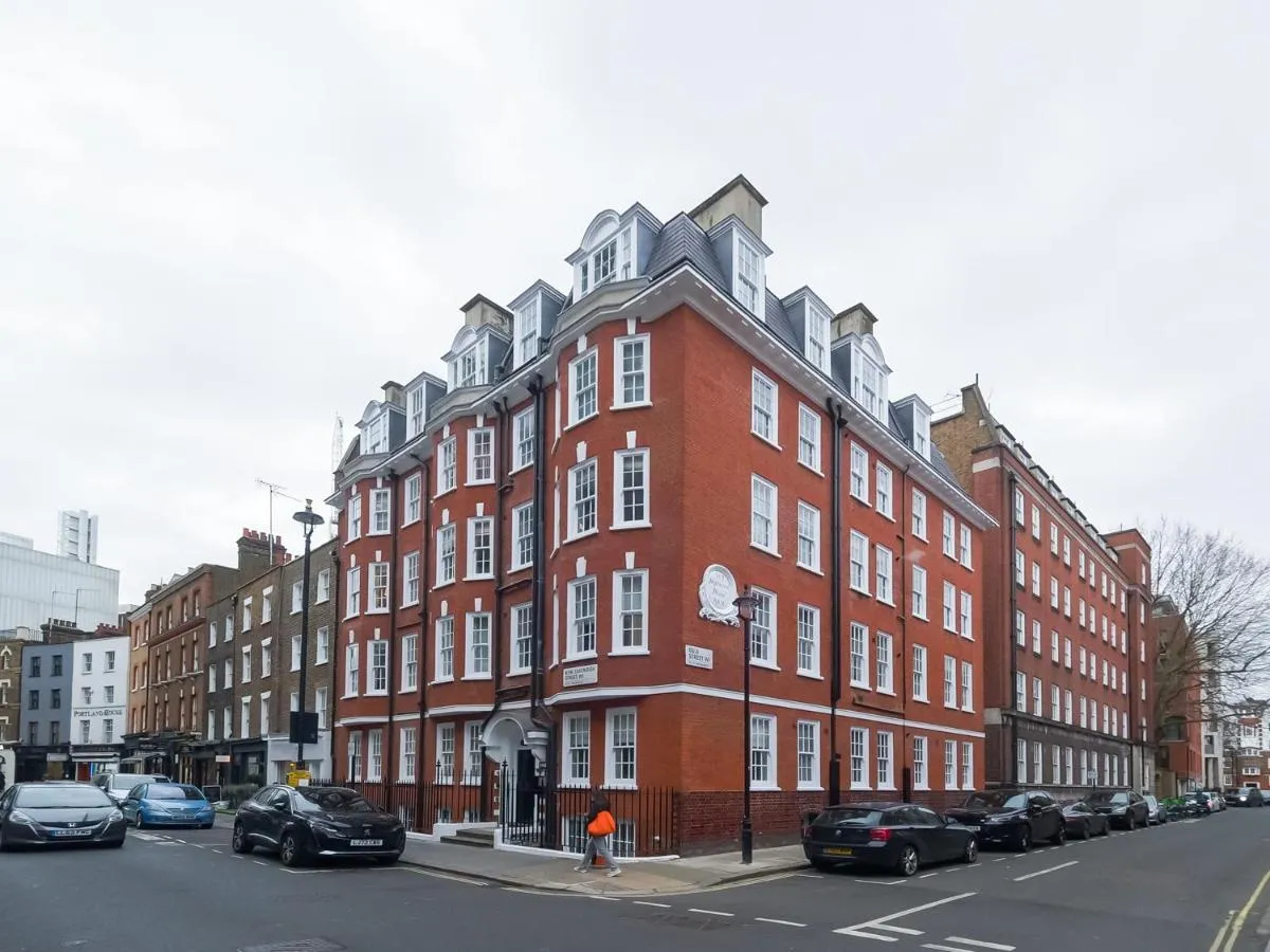 Image 4 of 2Bed Cosy Flat in Vibrant Fitzrovia