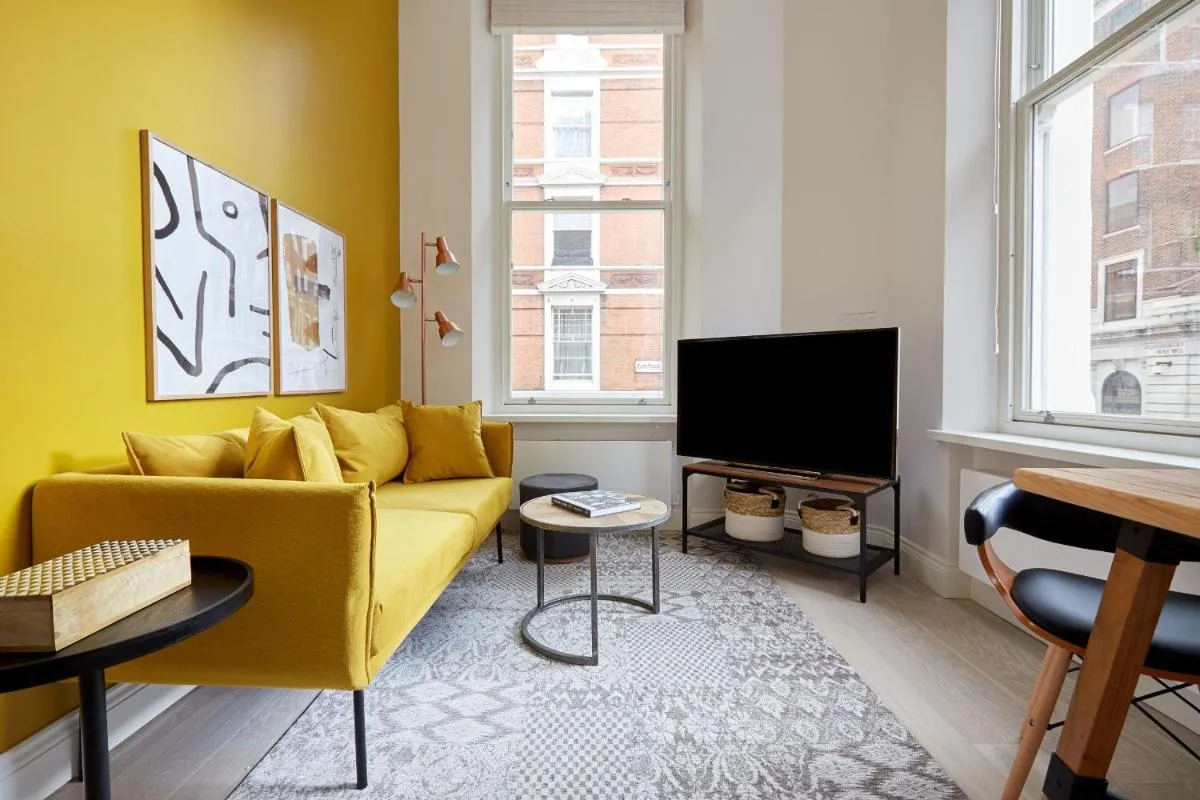Image 4 of 2VH Virginia House, 31 Bloomsbury Way by City Living London