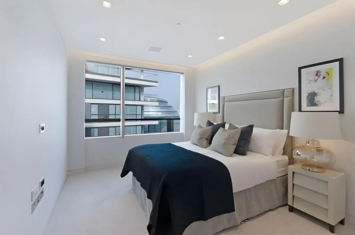 Image 5 of 3 Million Pound Luxury Large Tower Bridge Direct Views Sleeps 6