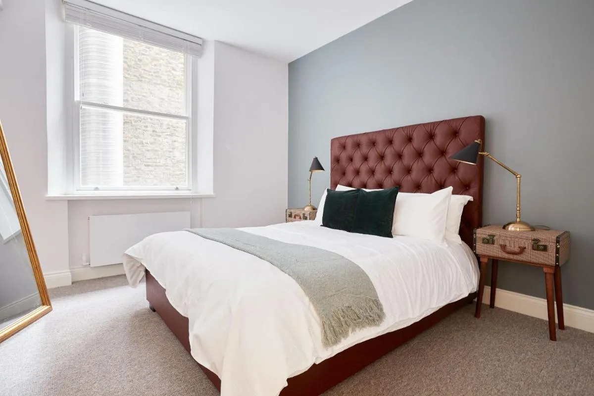 Image 6 of 3VH Virginia House, 31 Bloomsbury Way by City Living London
