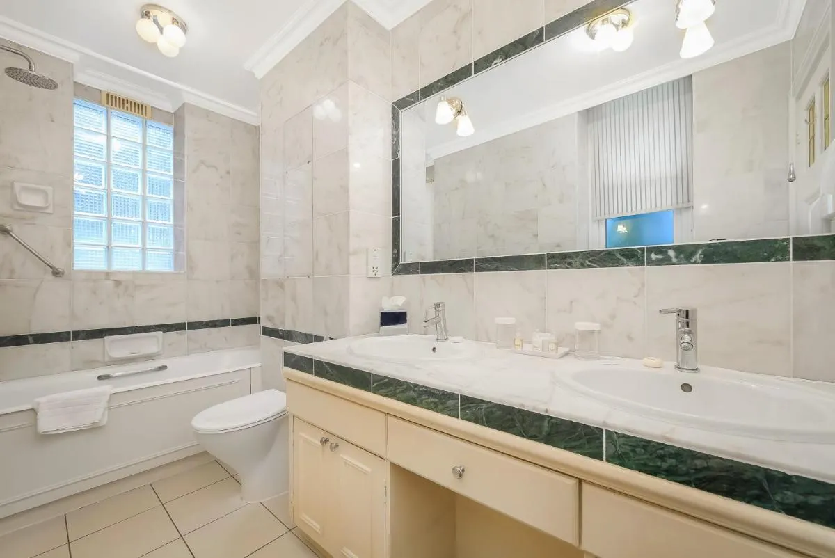 Image 2 of 44 Curzon Street by Mansley