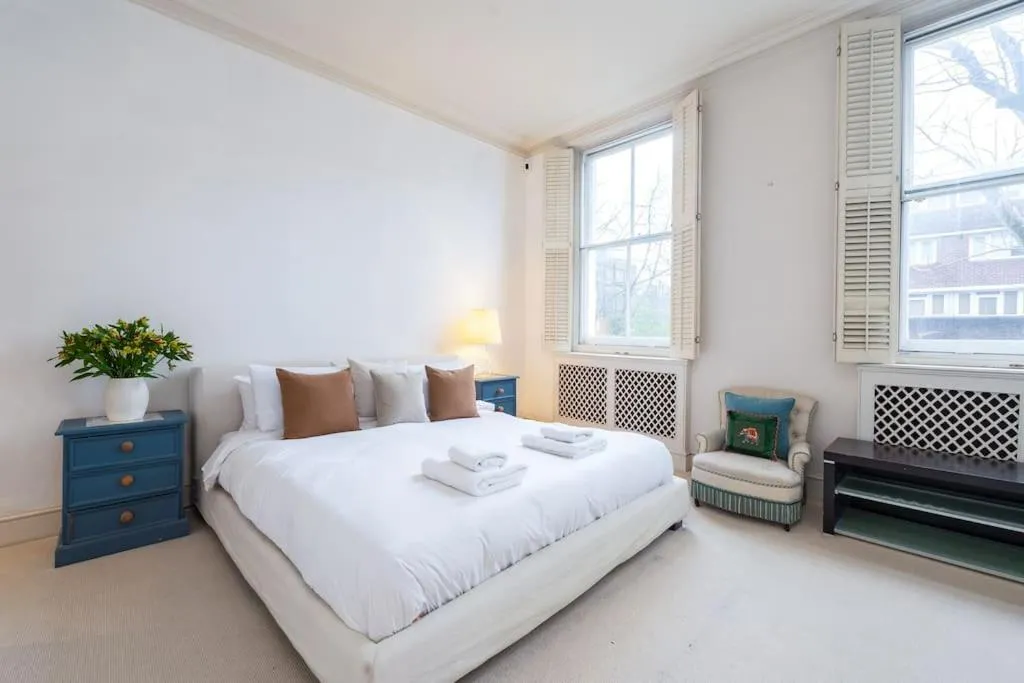 Image of 48 Redcliffe Gardens by CAPITAL