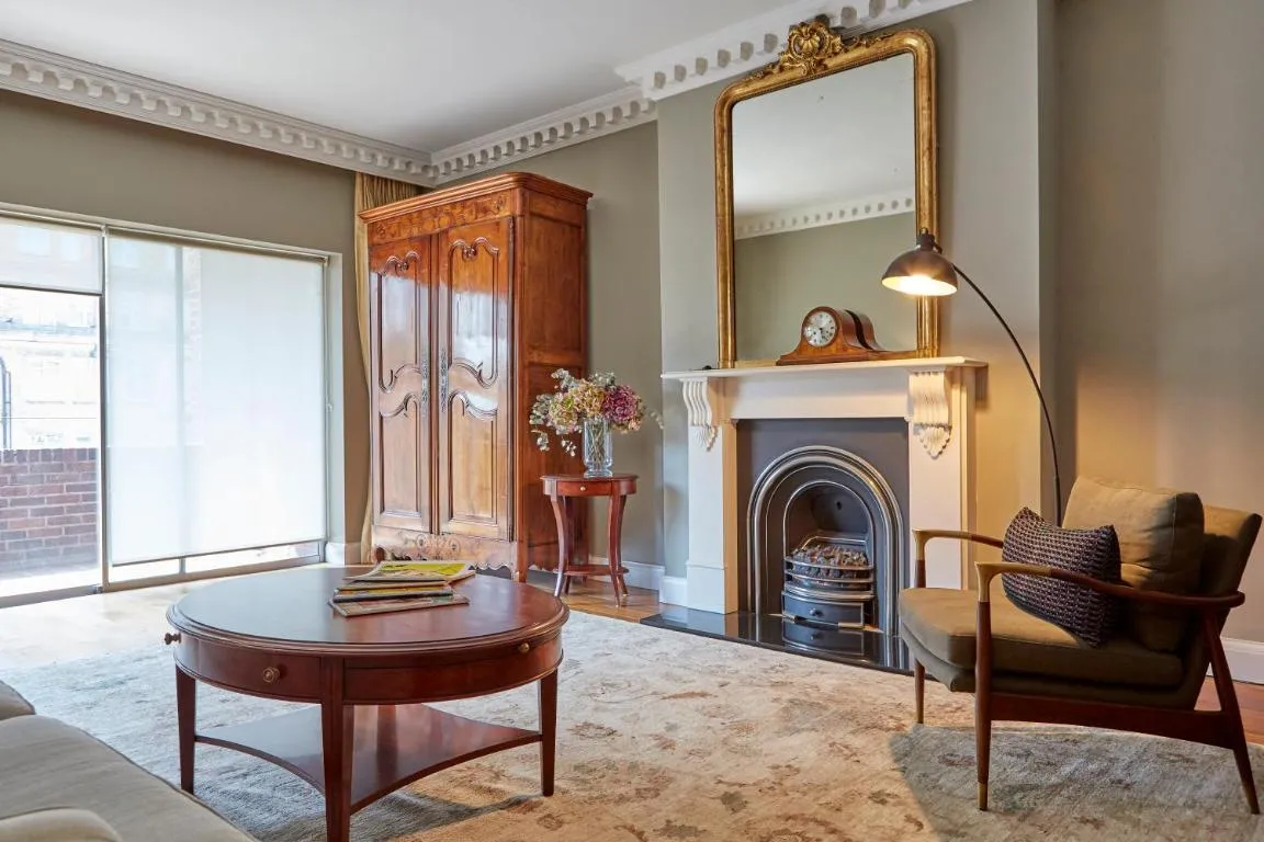 Image of 9 Hertford Street