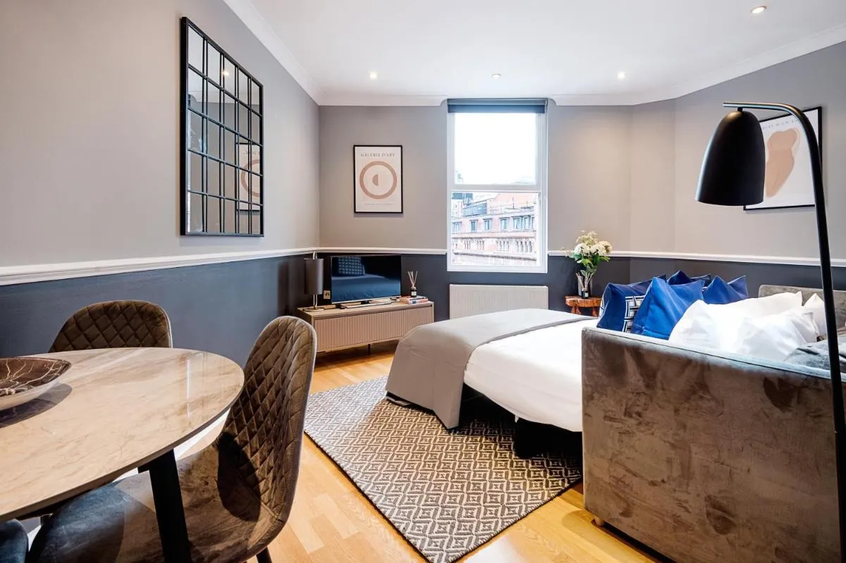 Image 1 of ARCORE Premium Rental Shaftesbury Avenue
