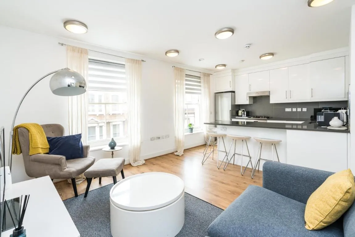 Image of Amazing 2 bedroom / Earls Court / Kensington