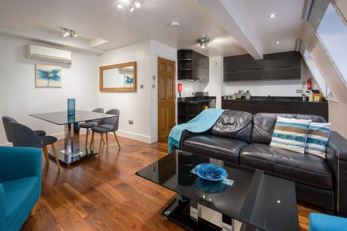 Image 3 of Apartment 4, 48 Bishopsgate by City Living London