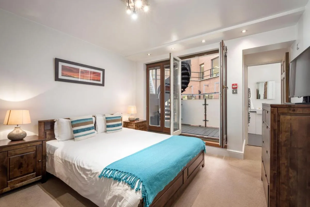 Image 6 of Apartment 4, 48 Bishopsgate by City Living London