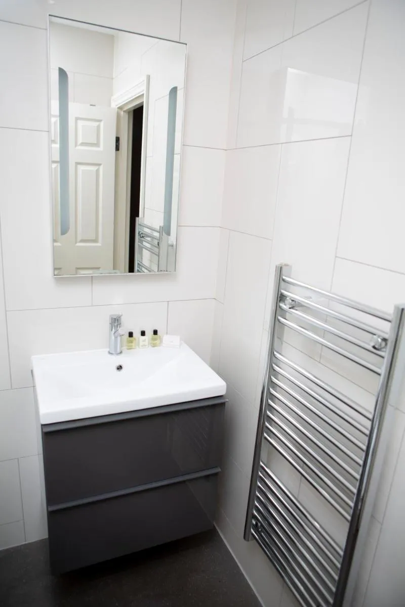 Image 6 of Apt 1, Trafalgar Square 1st Floor by Indigo Flats