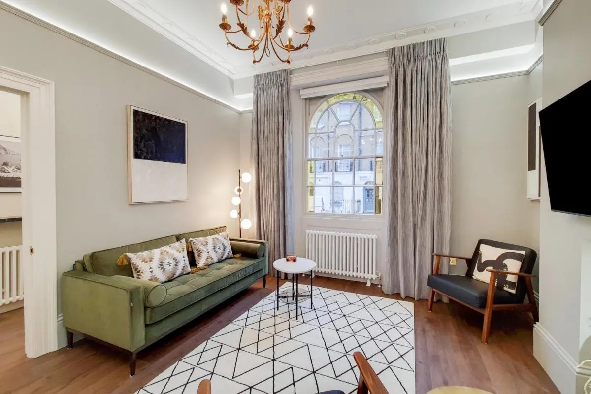 Image 4 of Argyle Apartments, Kings Cross