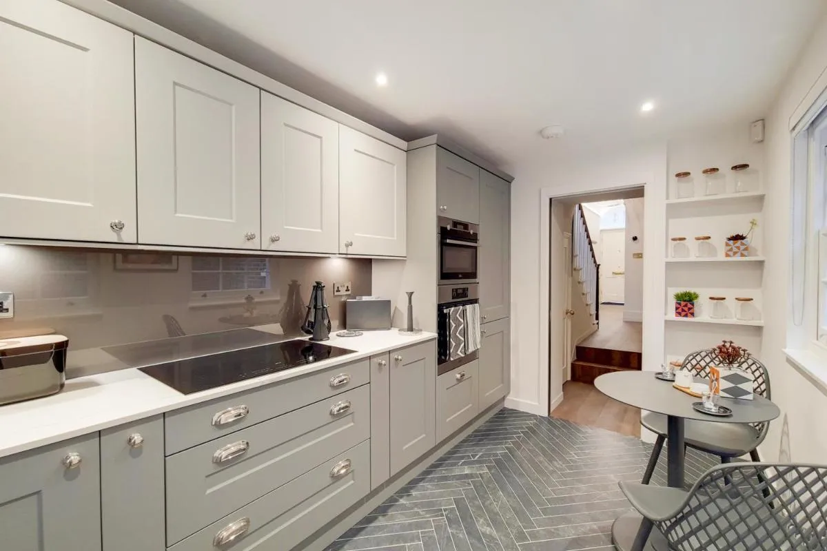 Image 3 of Argyle Apartments, Kings Cross