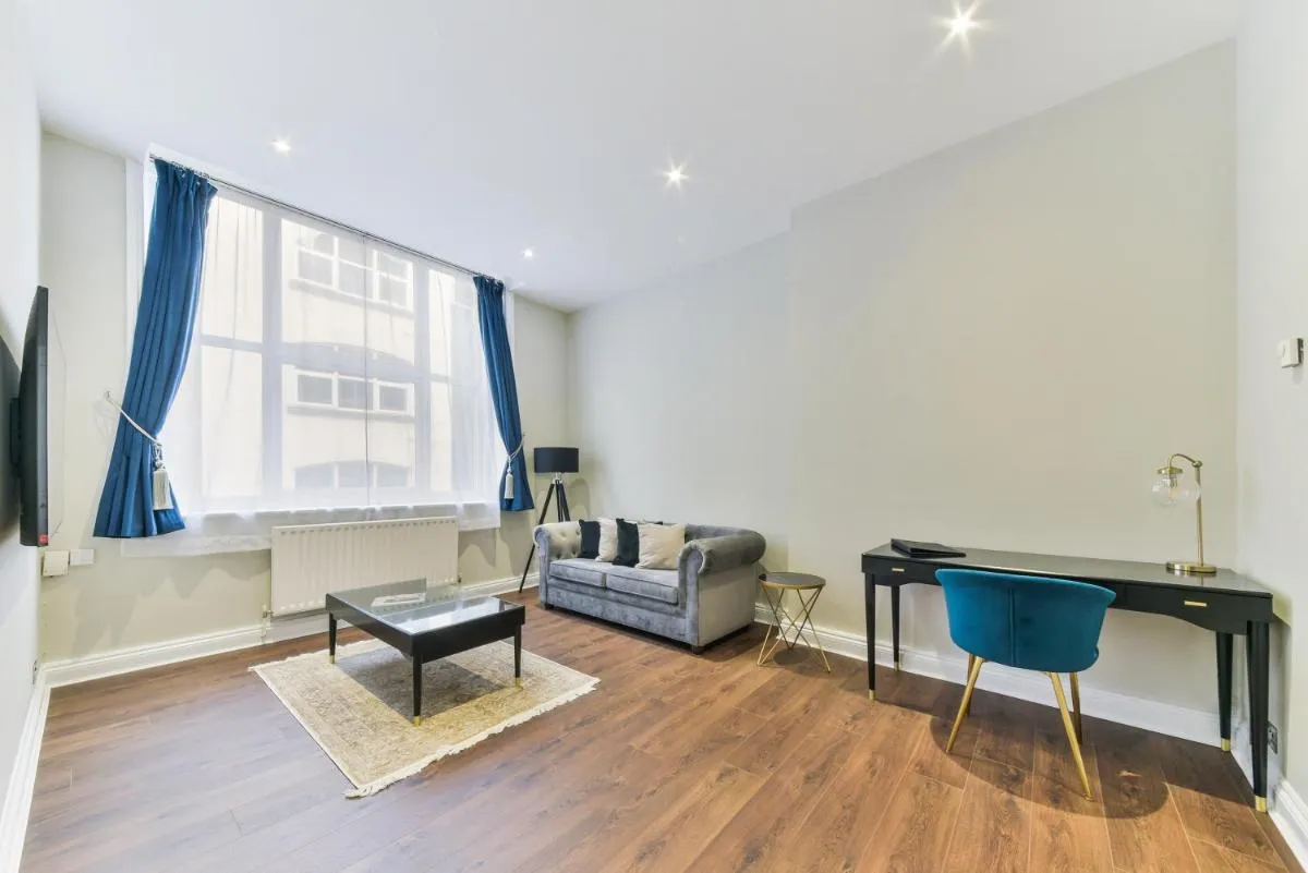 Image 3 of Avari Apartments – Hatton Collection