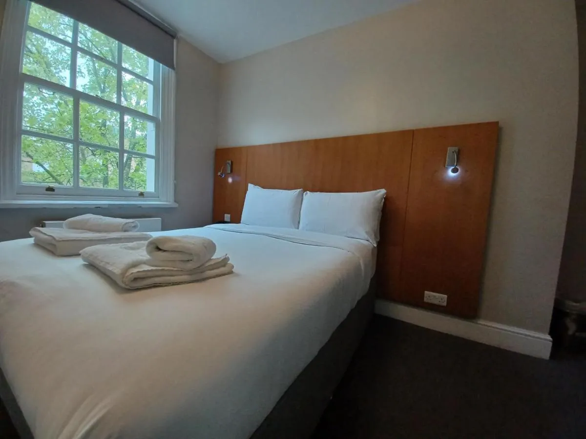 Image 2 of B&B Belgravia