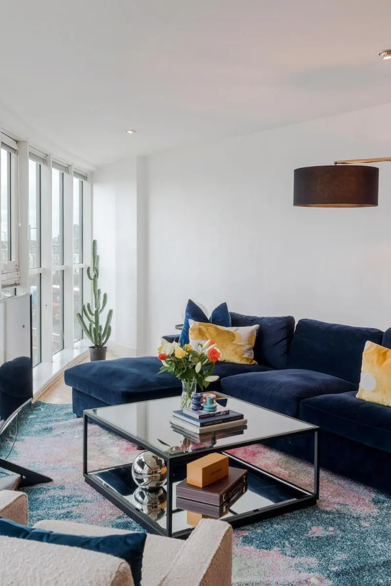 Image 3 of BEST THAMES VIEW in TOWN! LARGE LUXXE NOMAD DESIGN FAMILY HOME