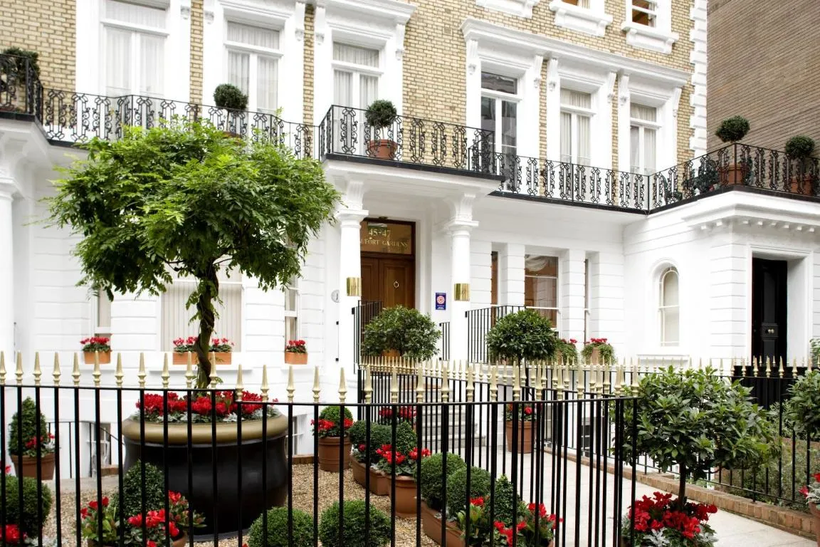 Image of Beaufort House – Knightsbridge