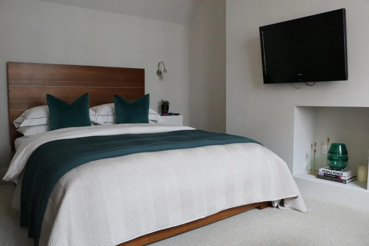 Image 1 of Belgravia Apartments