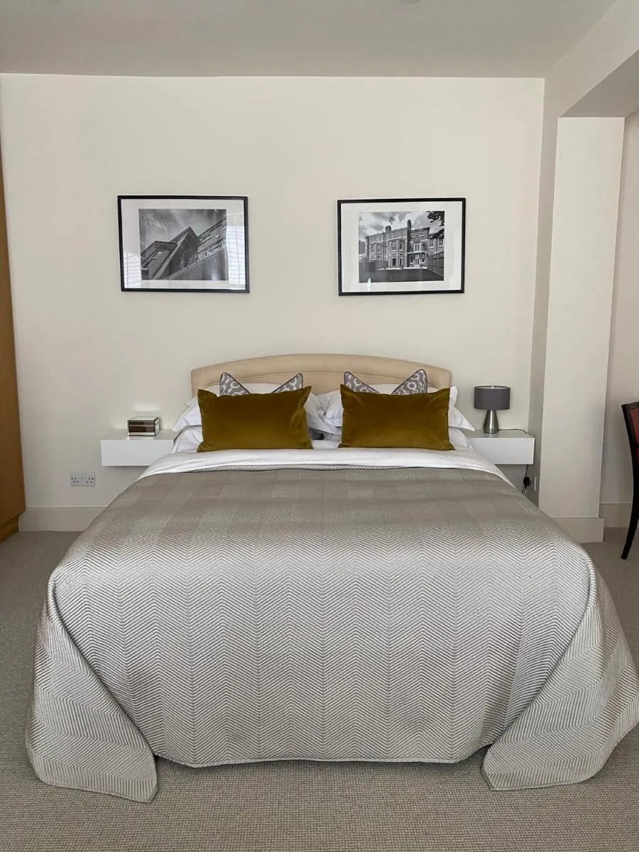 Image 4 of Belgravia Apartments