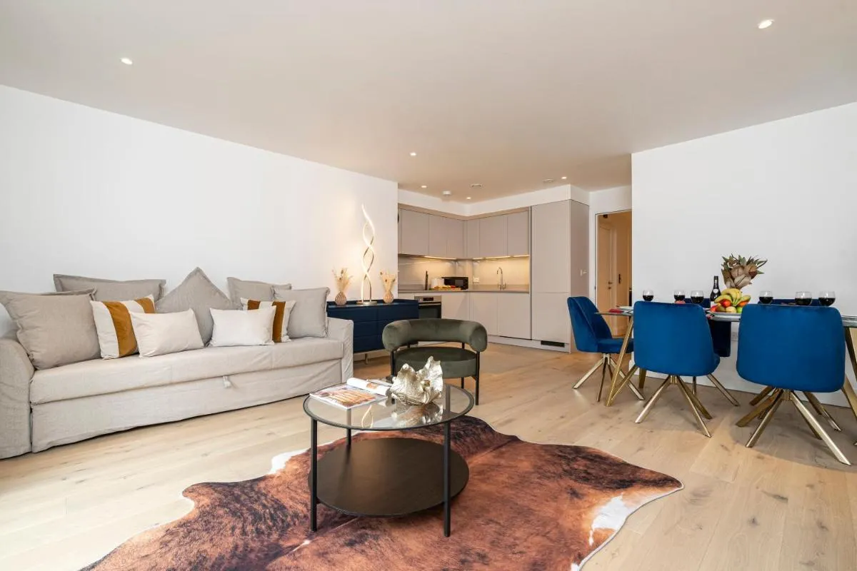 Image 3 of Belgravia Residence