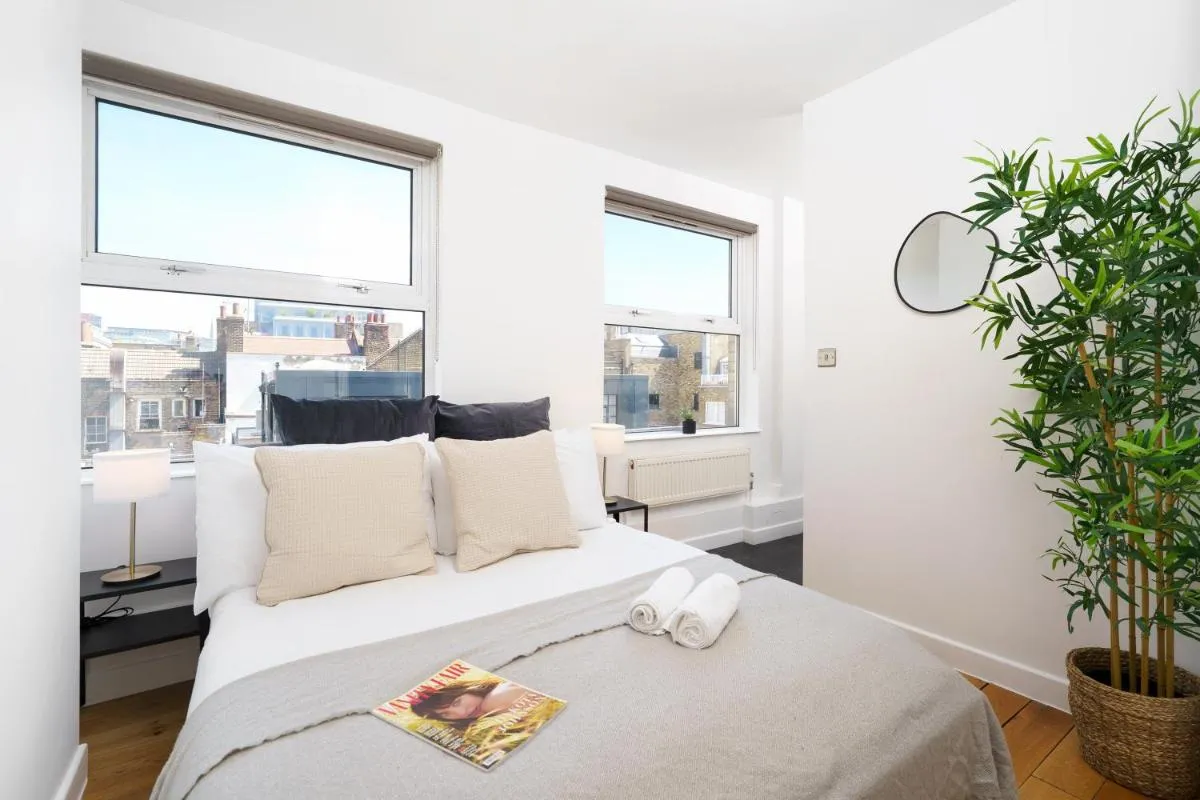 Image 6 of Best Location Oxford Str, Soho 2 Bedr, 3 Beds, 2 Bath