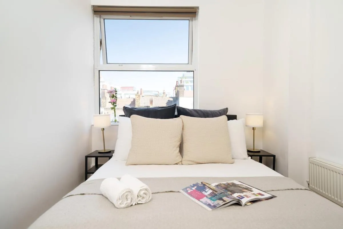 Image 1 of Best Location Oxford Str, Soho 2 Bedr, 3 Beds, 2 Bath