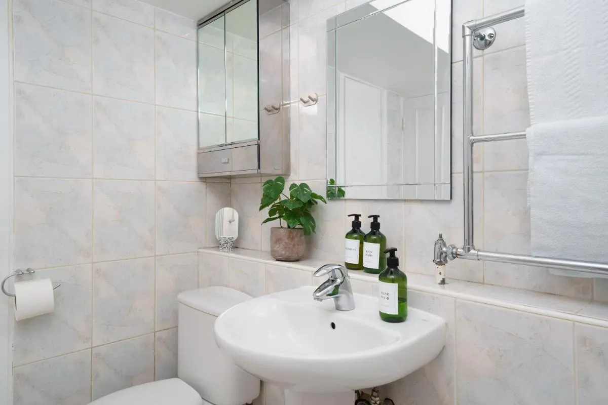 Image 2 of Best Location Oxford Str, Soho 2 Bedr, 3 Beds, 2 Bath