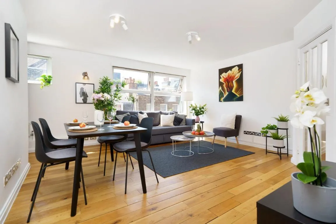 Image of Best Location Oxford Str, Soho 2 Bedr, 3 Beds, 2 Bath
