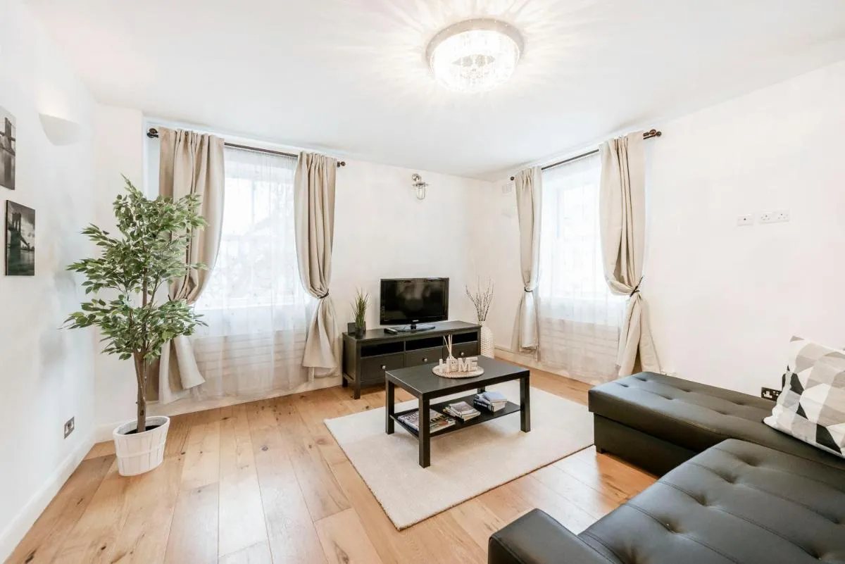 Image 4 of CHARMING APARTMENT By HYDE PARK