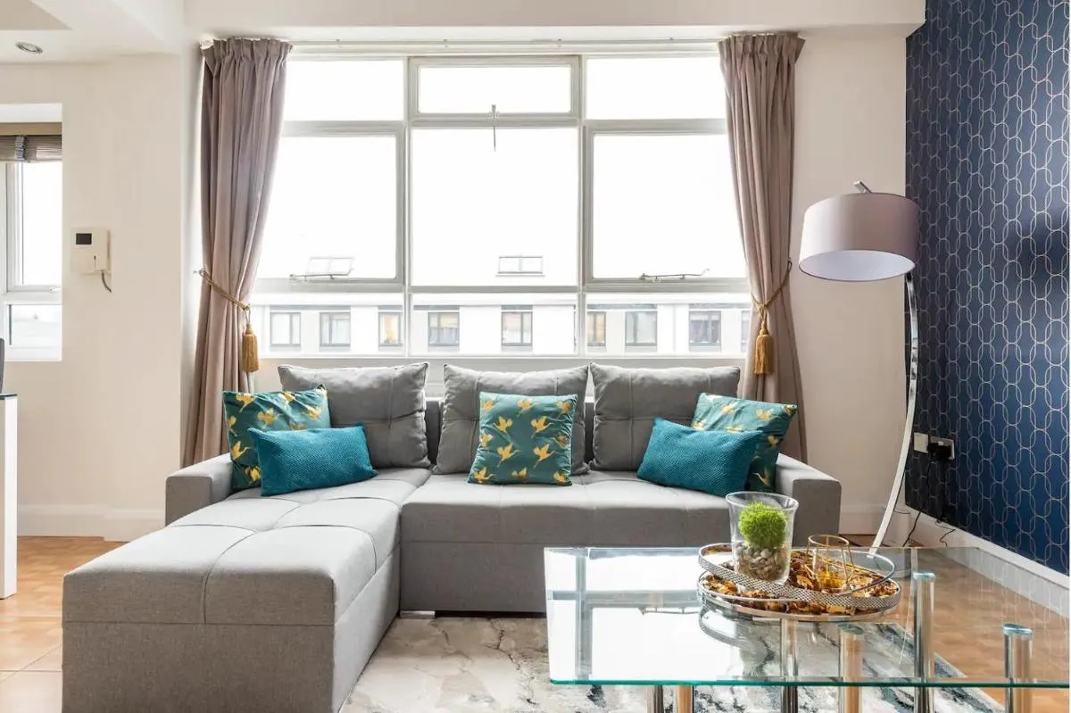 Image 6 of Central Located Apartment in City of London – Farringdon Station