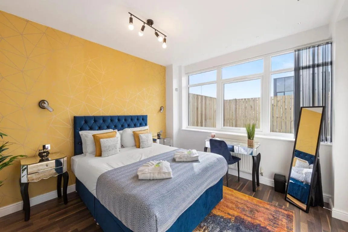 Image of Central Located Apartment in City of London – Farringdon Station
