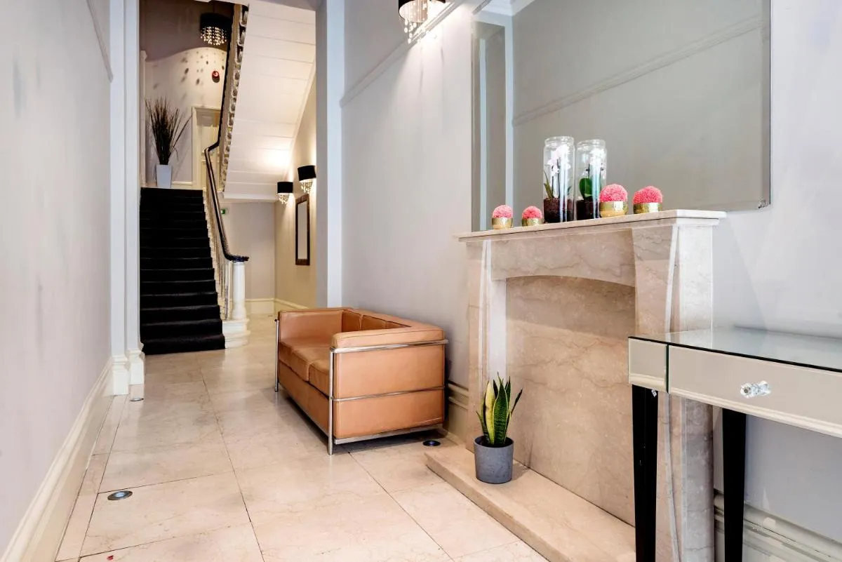 Image 2 of Central London Hyde Park Apartments