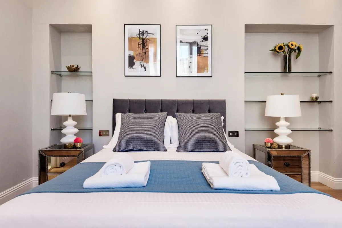 Image 5 of Central London Hyde Park Apartments