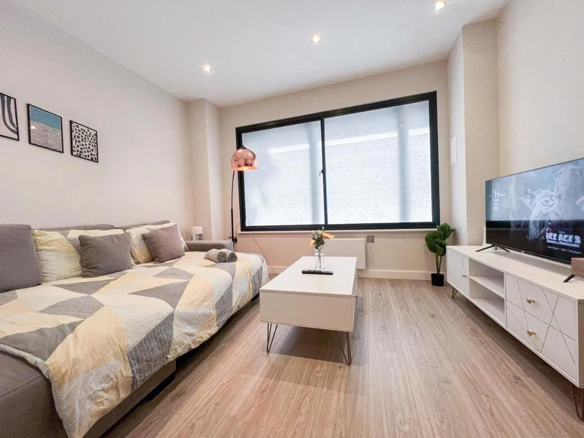 Image 4 of Charming 1-Bedroom Haven near The Shard in Elephant & Castle