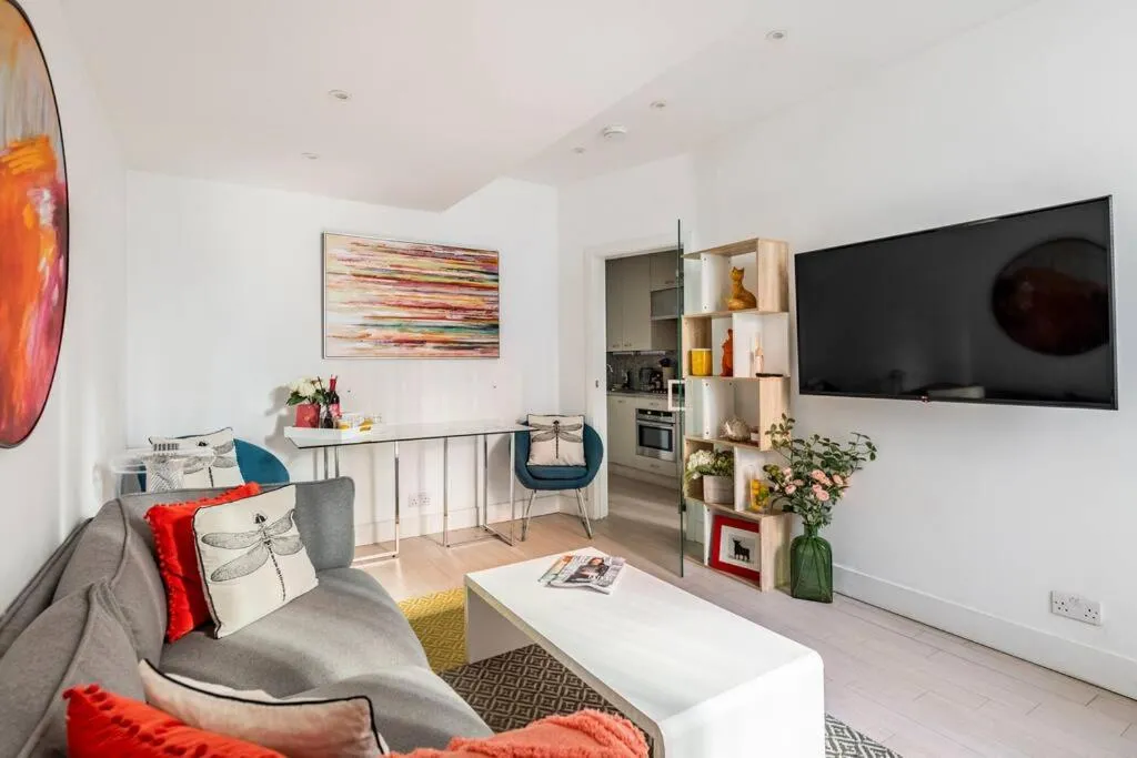 Image of Chelsea Posh apartment