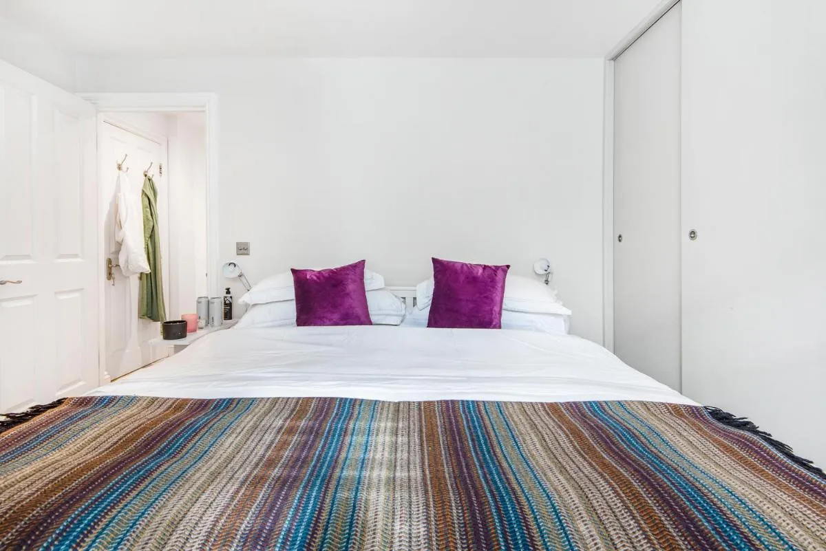 Image 1 of Chepstow Place- Notting Hill
