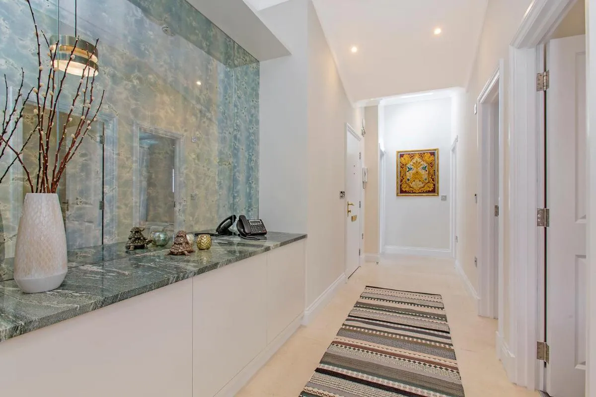 Image 2 of Chesham Court Knightsbridge