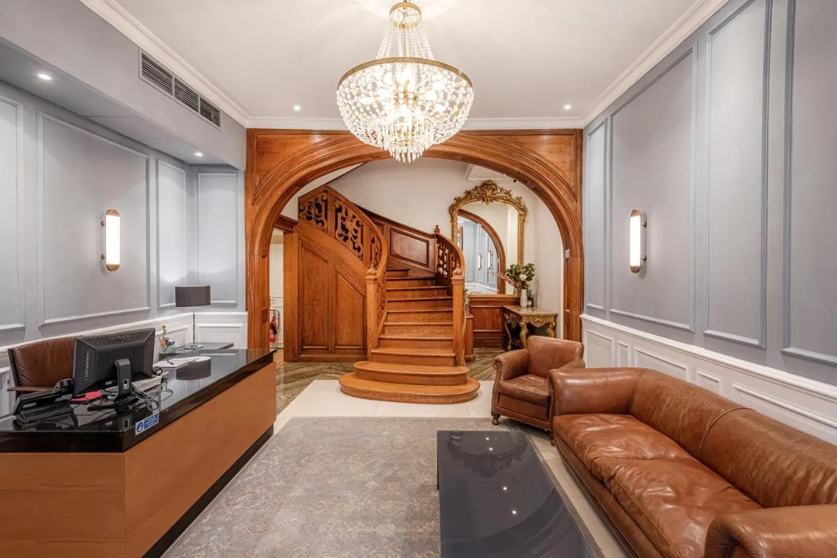 Image 6 of Chesham Court Knightsbridge
