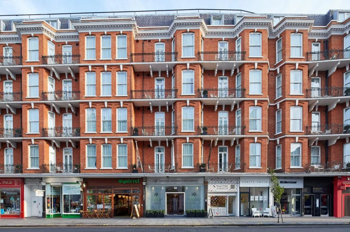 Image 3 of Cheval Harrington Court at South Kensington