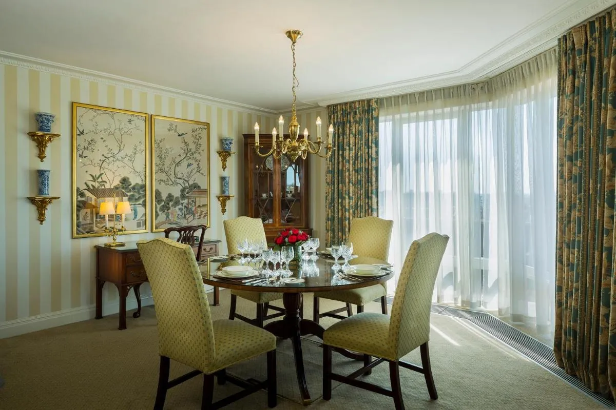 Image 3 of Cheval Thorney Court at Hyde Park