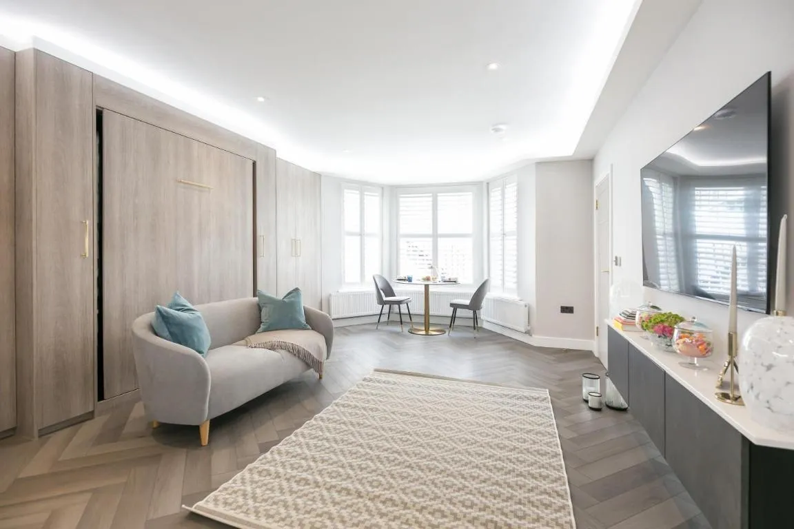 Image of Chic & Elegant Studio in Nevern Square
