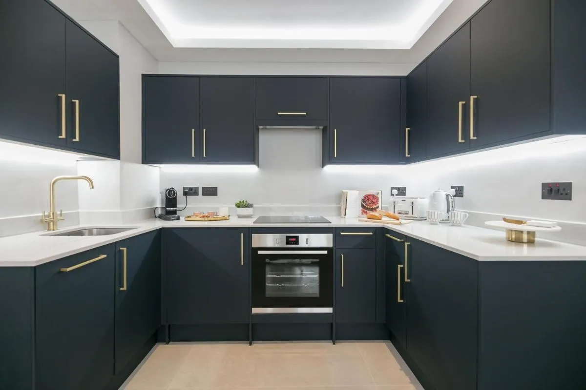 Image 4 of Chic & Elegant Studio in Nevern Square