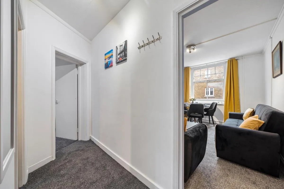 Image 5 of Chic Urban Retreat 1 Bedroom Gem in Covent Garden 3AB