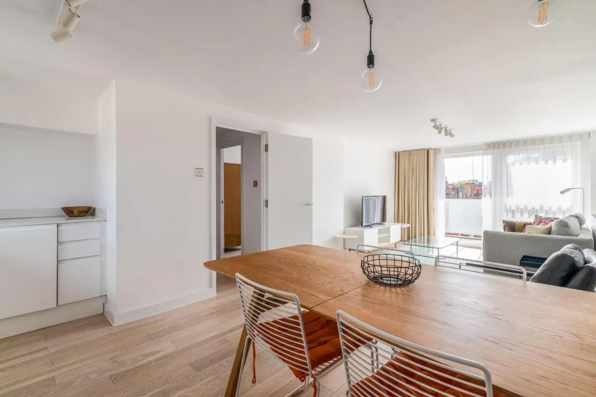 Image 2 of City Relay Belgravia Apartment 22