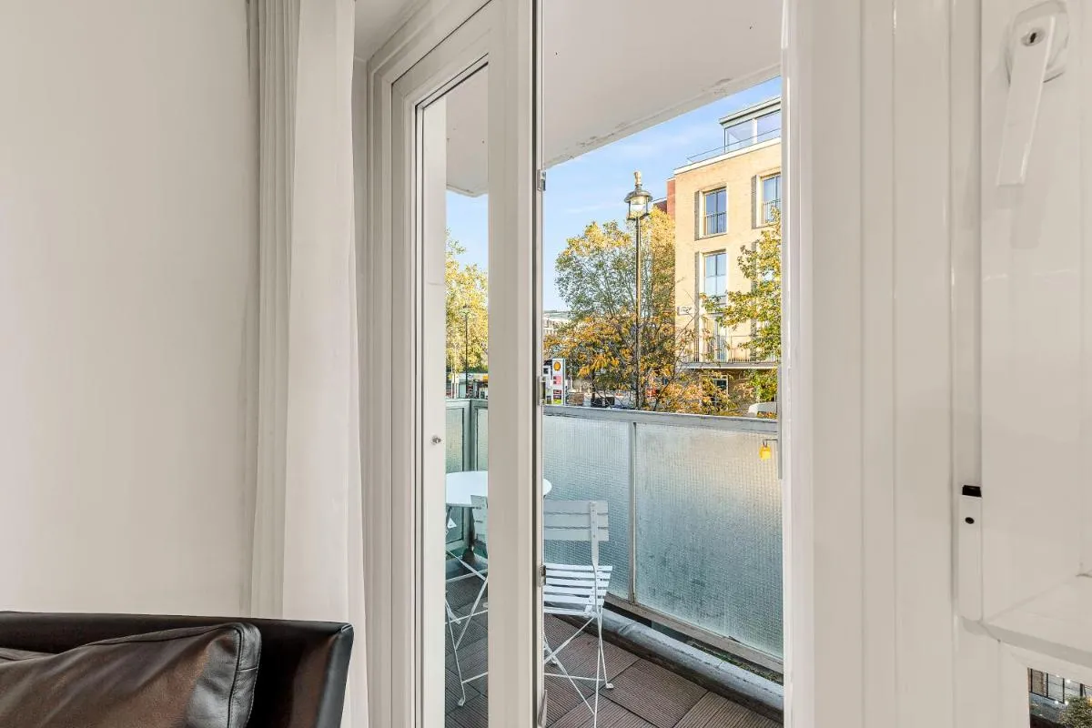 Image 2 of City Relay Urban Charm Chelsea Apartment