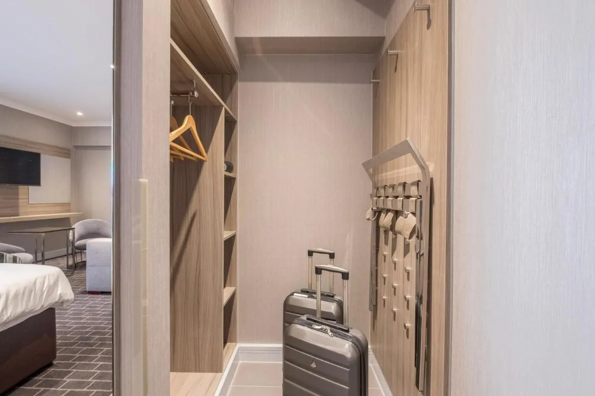 Image 3 of City Sleeper at Royal National Hotel