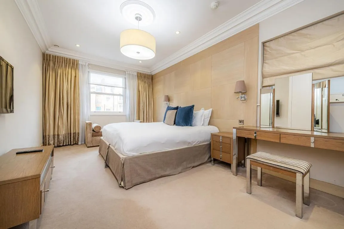 Image of Claverley Court Apartments Knightsbridge