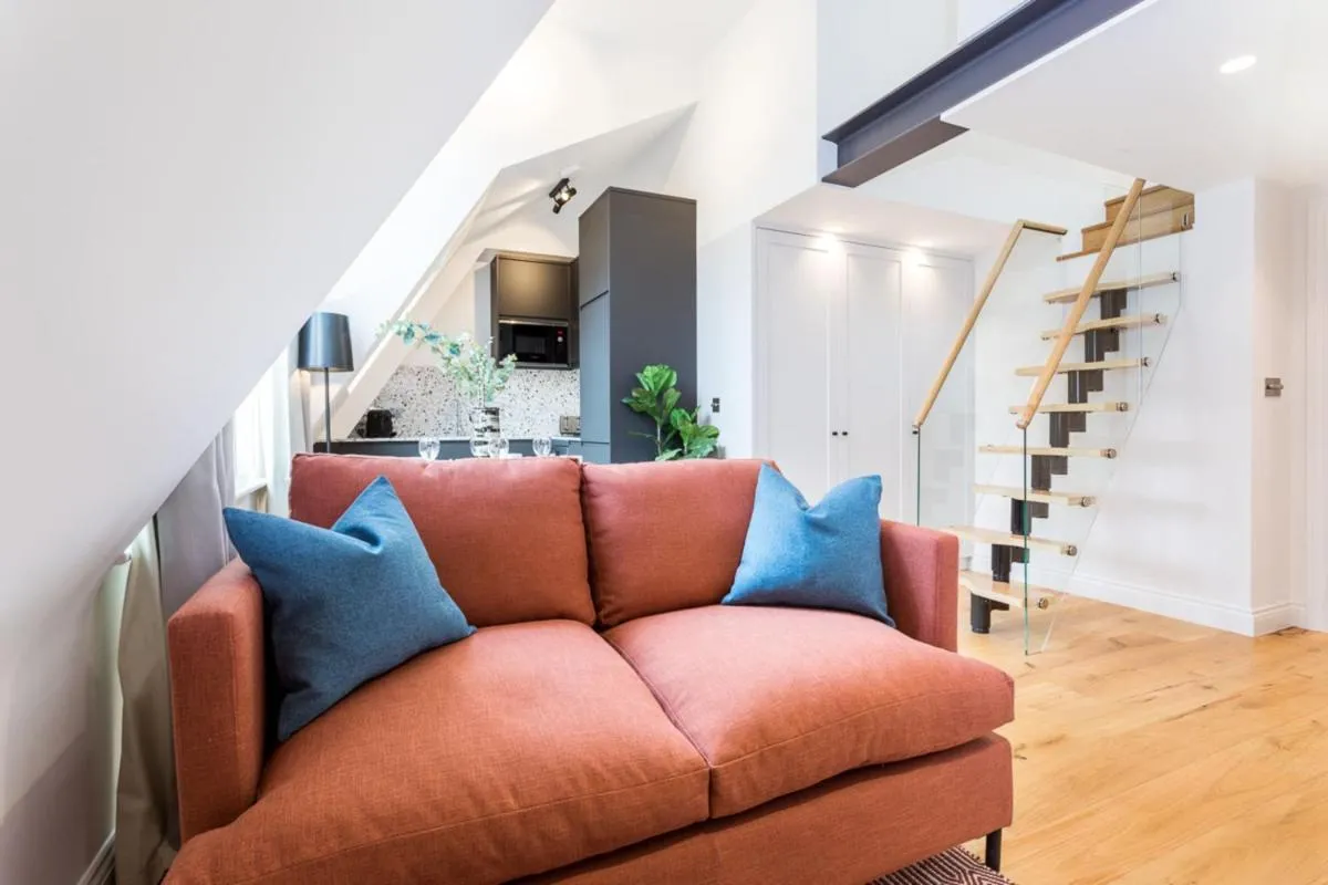 Image 1 of Coleherne Road Residence X