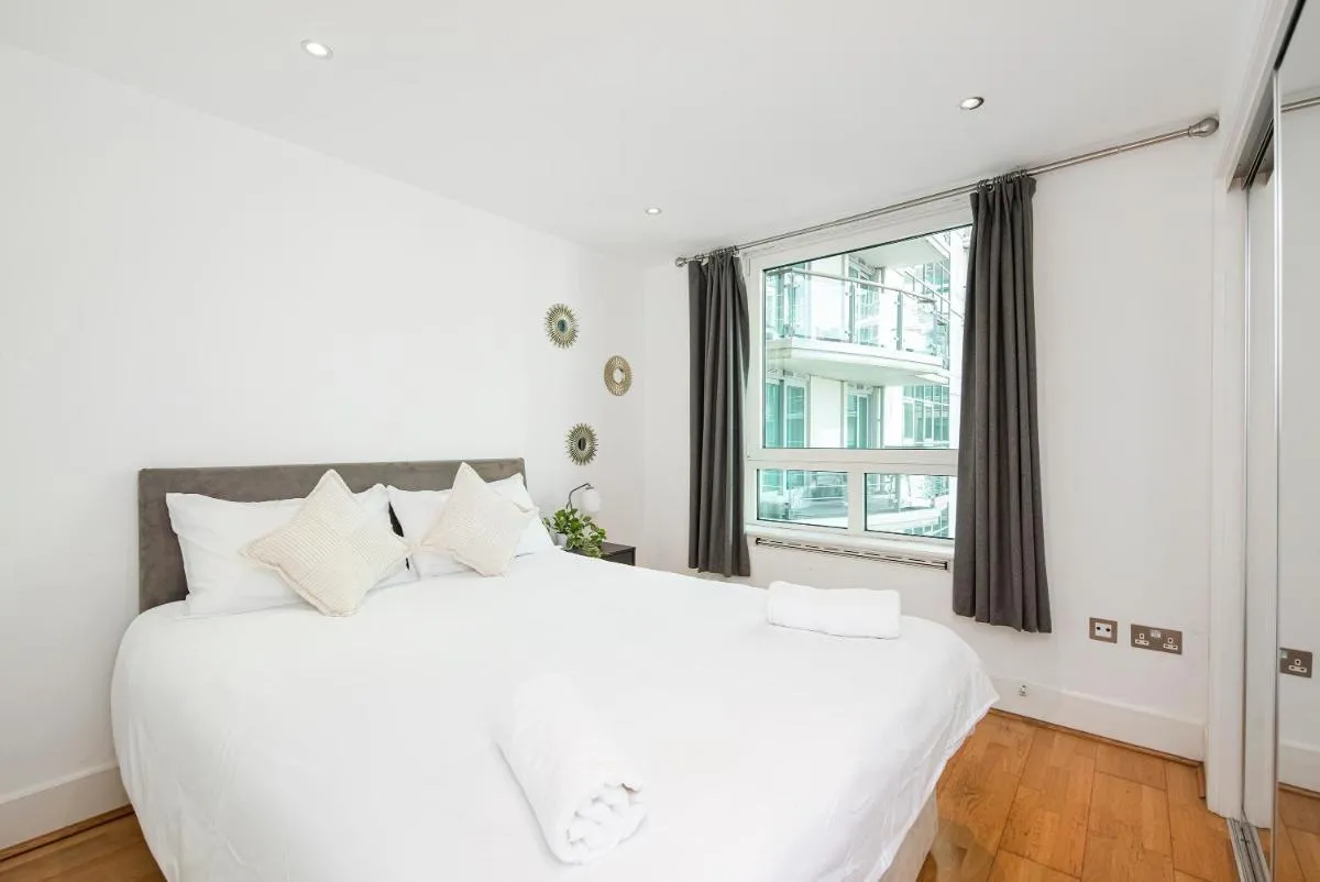 Image 6 of Compact 2 Bed Good Transport Links